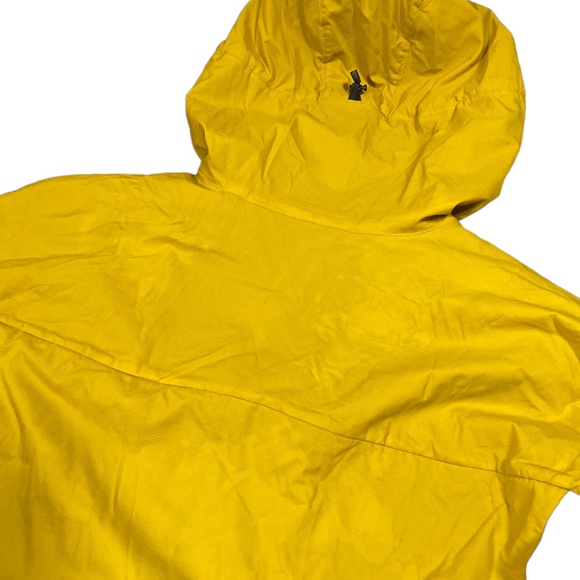 Arc'teryx Yellow and Gray Jacket - Picture 14 of 15